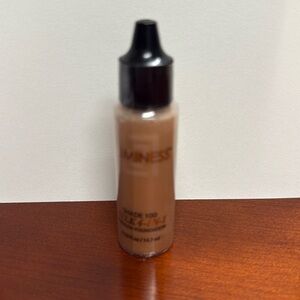 Luminess Silk 4-in-1 airbrush foundation, shade 100